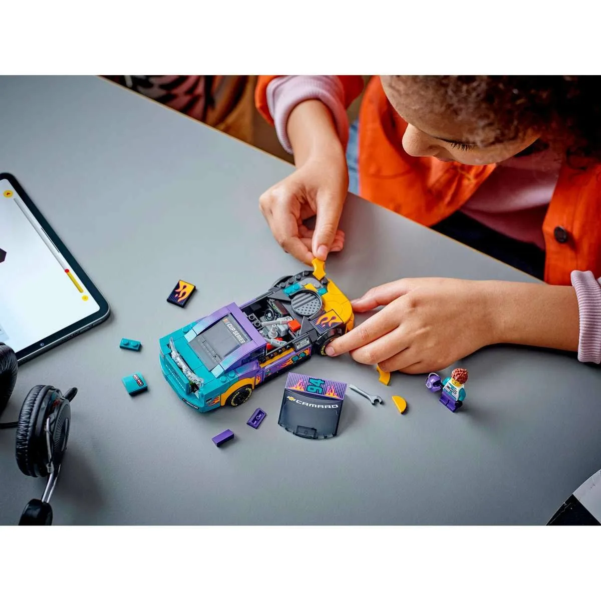 - LEGO Speed Champions 76935 NASCAR Next Gen Chevrolet Camaro ZL1