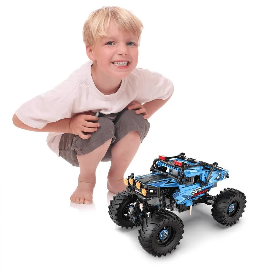 Cada Klocki Zdalnie Sterowany Niebieski Monster Truck 699 elementów