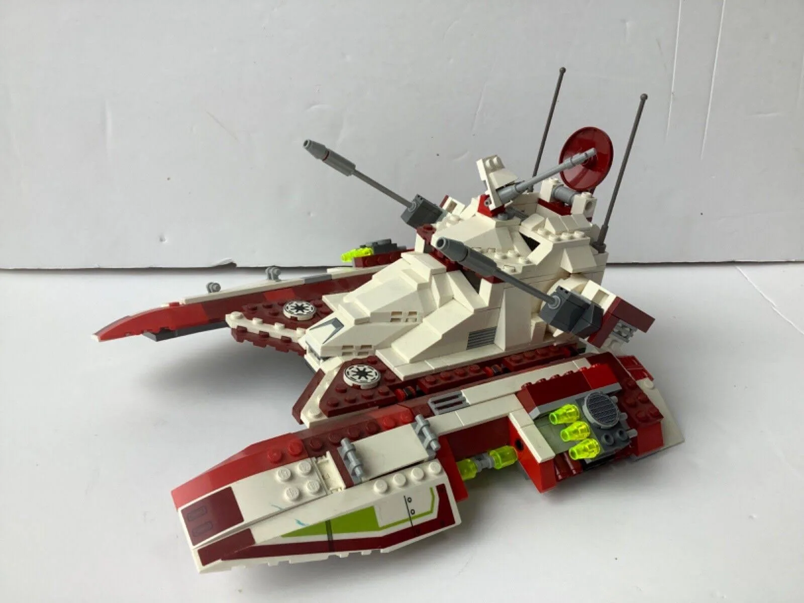 LEGO Star Wars: Czołg myśliwski Republiki (7679)
