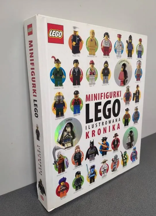 LEGO. Minifigurki ilustrowana kronika