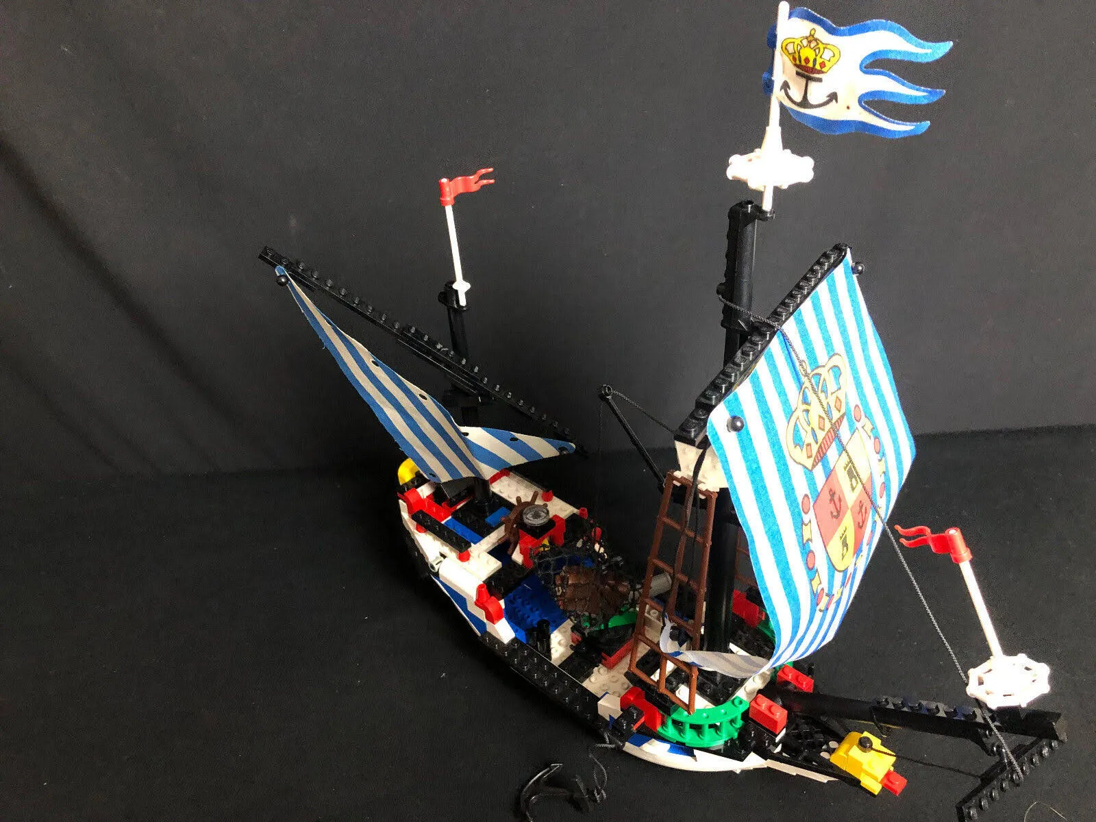 Lego 6280 Piraci I Imperial Armada Armada Flagowy Statek Piracki