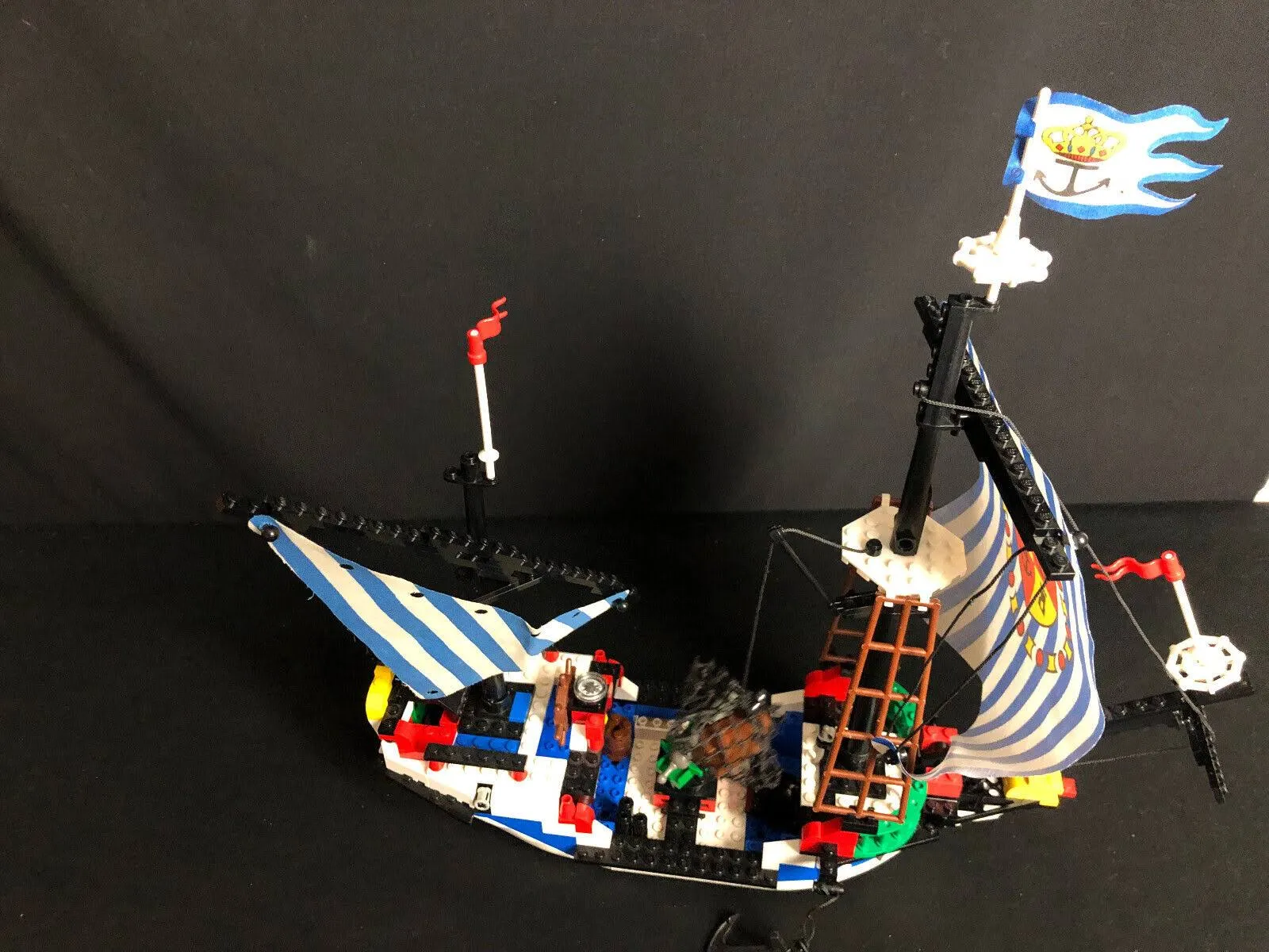 Lego 6280 Piraci I Imperial Armada Armada Flagowy Statek Piracki