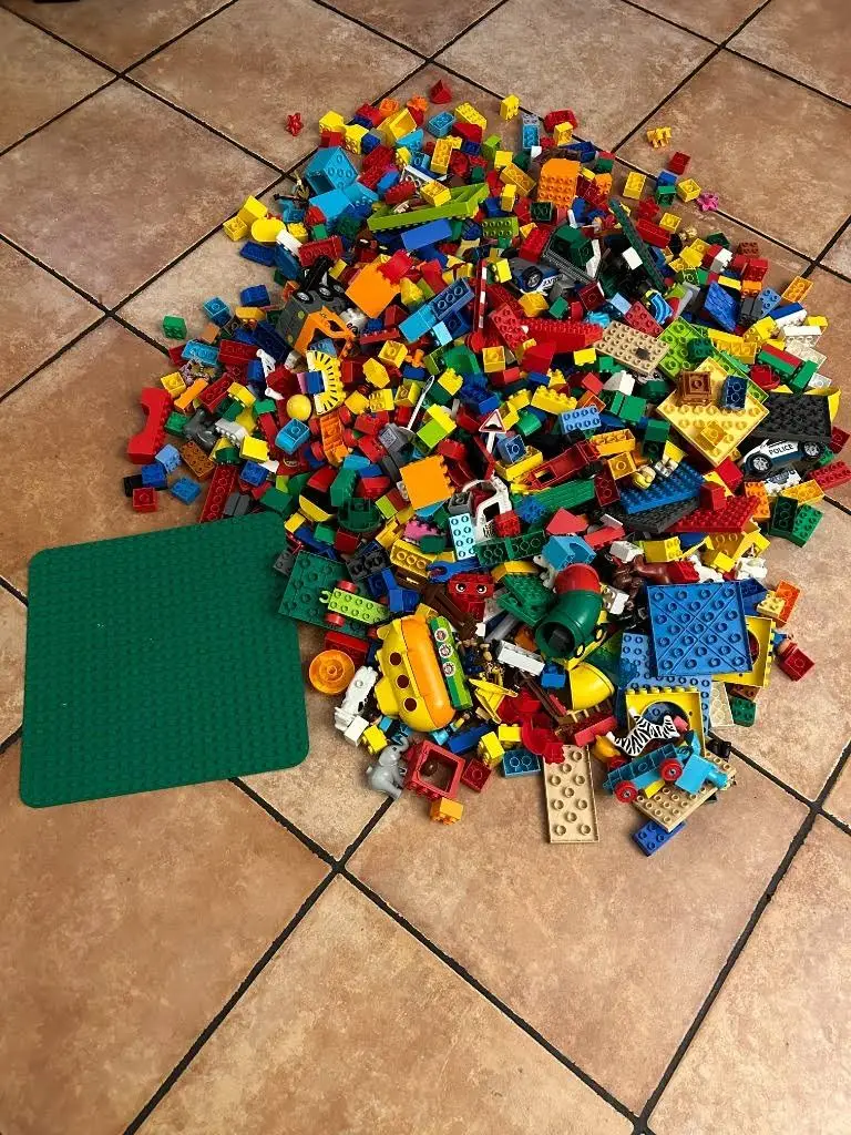 Lego Duplo 13,7kg Mix Klocków Figurki Zwierzęta Pojazdy