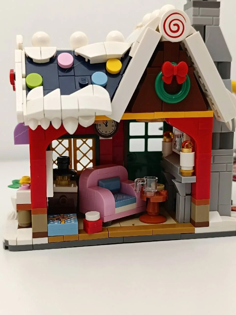 Domek Świętego Mikołaja Boże Narodzenie klocki prezenty