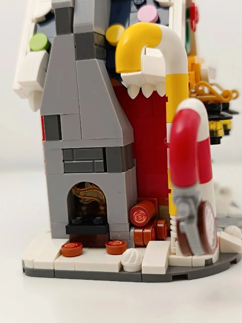 Domek Świętego Mikołaja Boże Narodzenie klocki prezenty