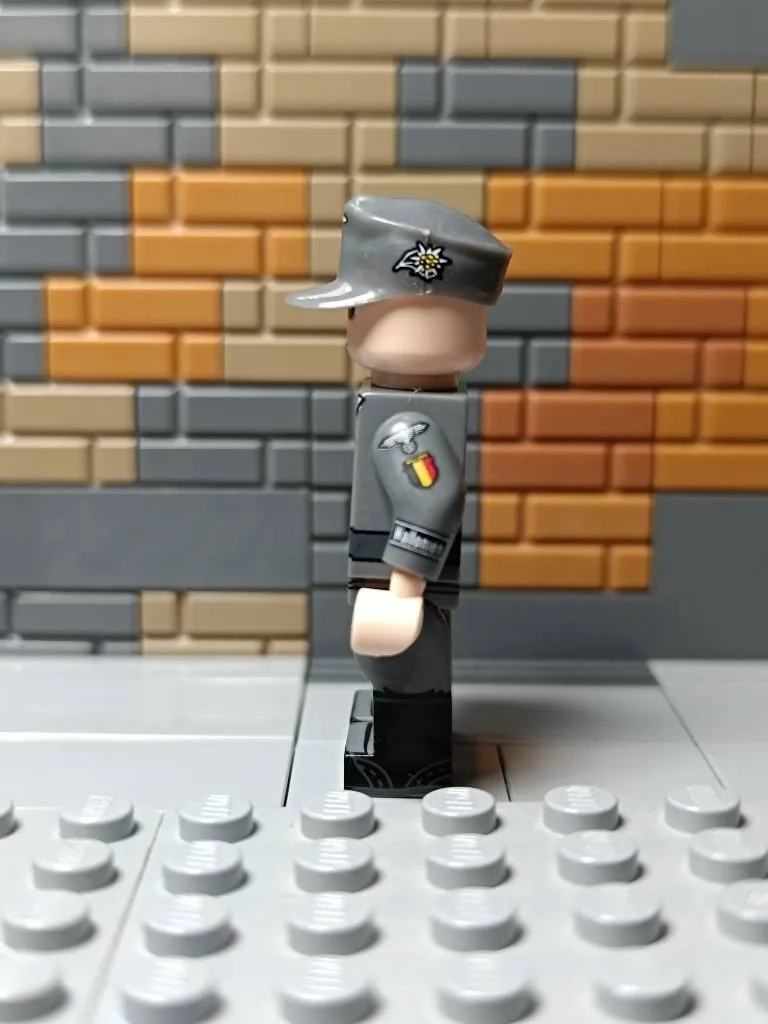 Minifigurka Oficer Niemiecki WW2 wojsko klocki LEPIN Army no.0068