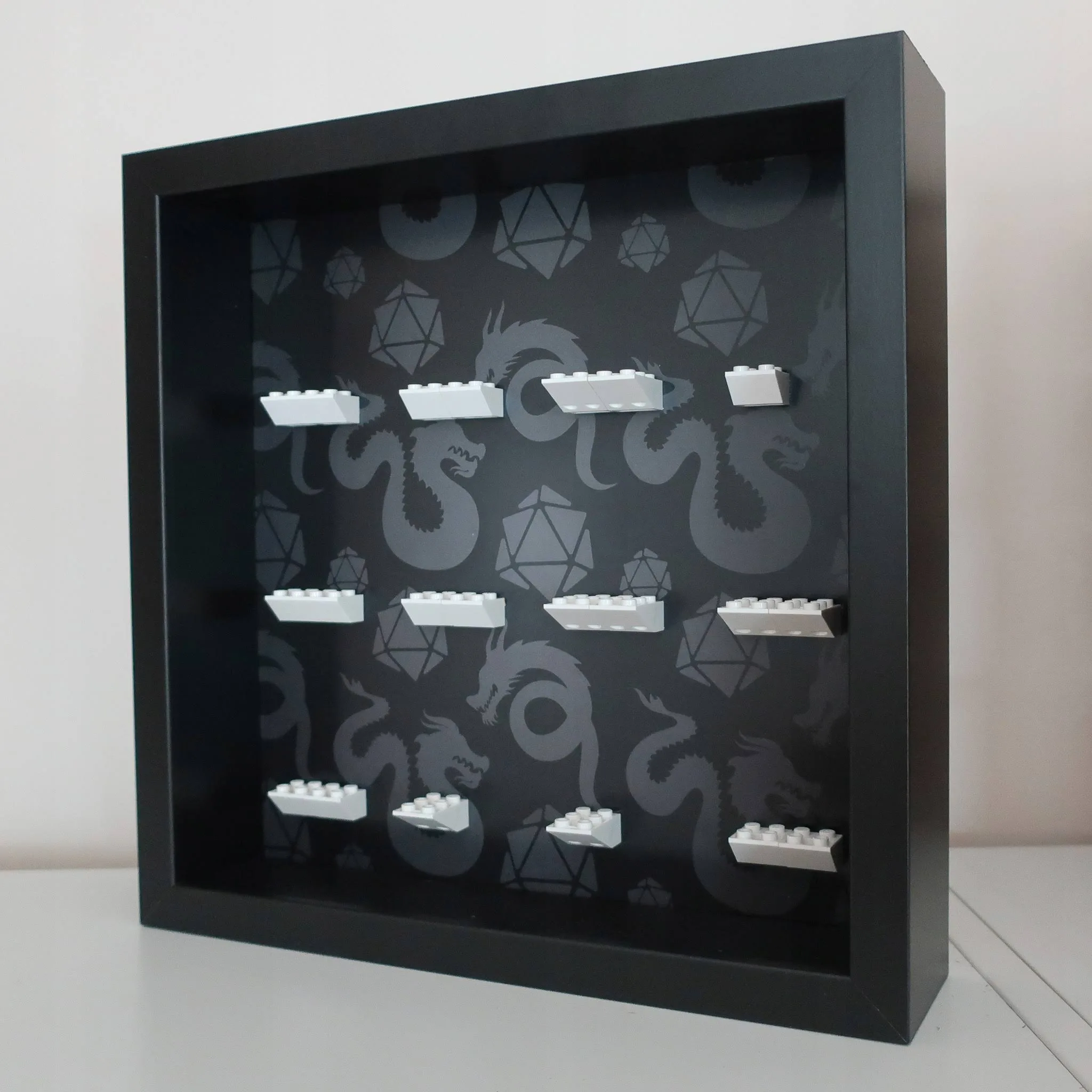 Ramka Do Lego Minifigures 71047 Seria Dungeons & Dragons 27CM